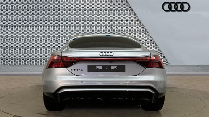 Audi e-tron GT 370kW 105kWh Quattro 4dr Auto Electric Saloon - Image 8